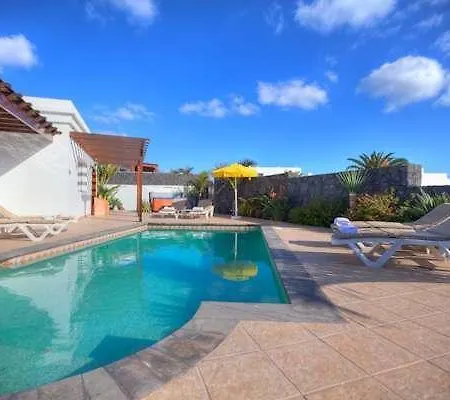 Drimys Villa *