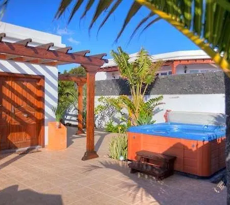 Drimys Villa