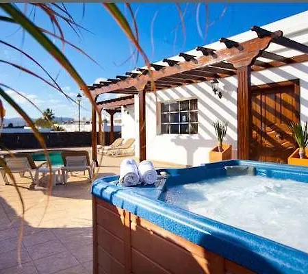 Drimys Villa *